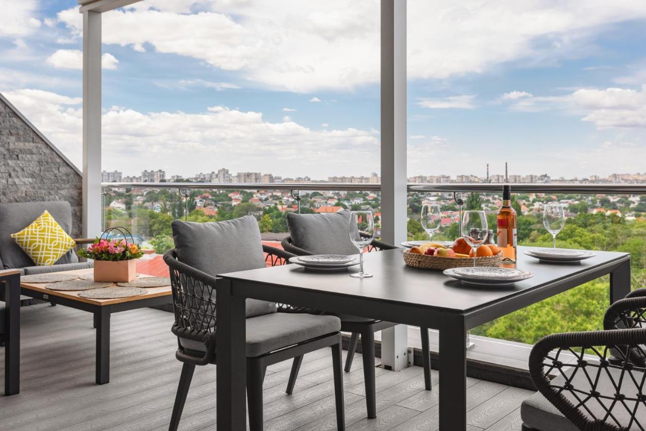 Marinist Apartment *